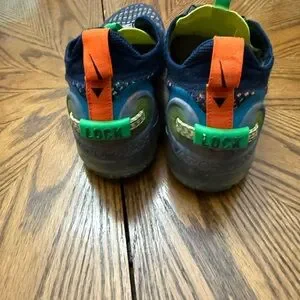 Nike Air Max Black Sneakers with Streamlined Silhouette and Slip-On Design Nike steps into new territory with the Air Max Phenomena — a  main image 4